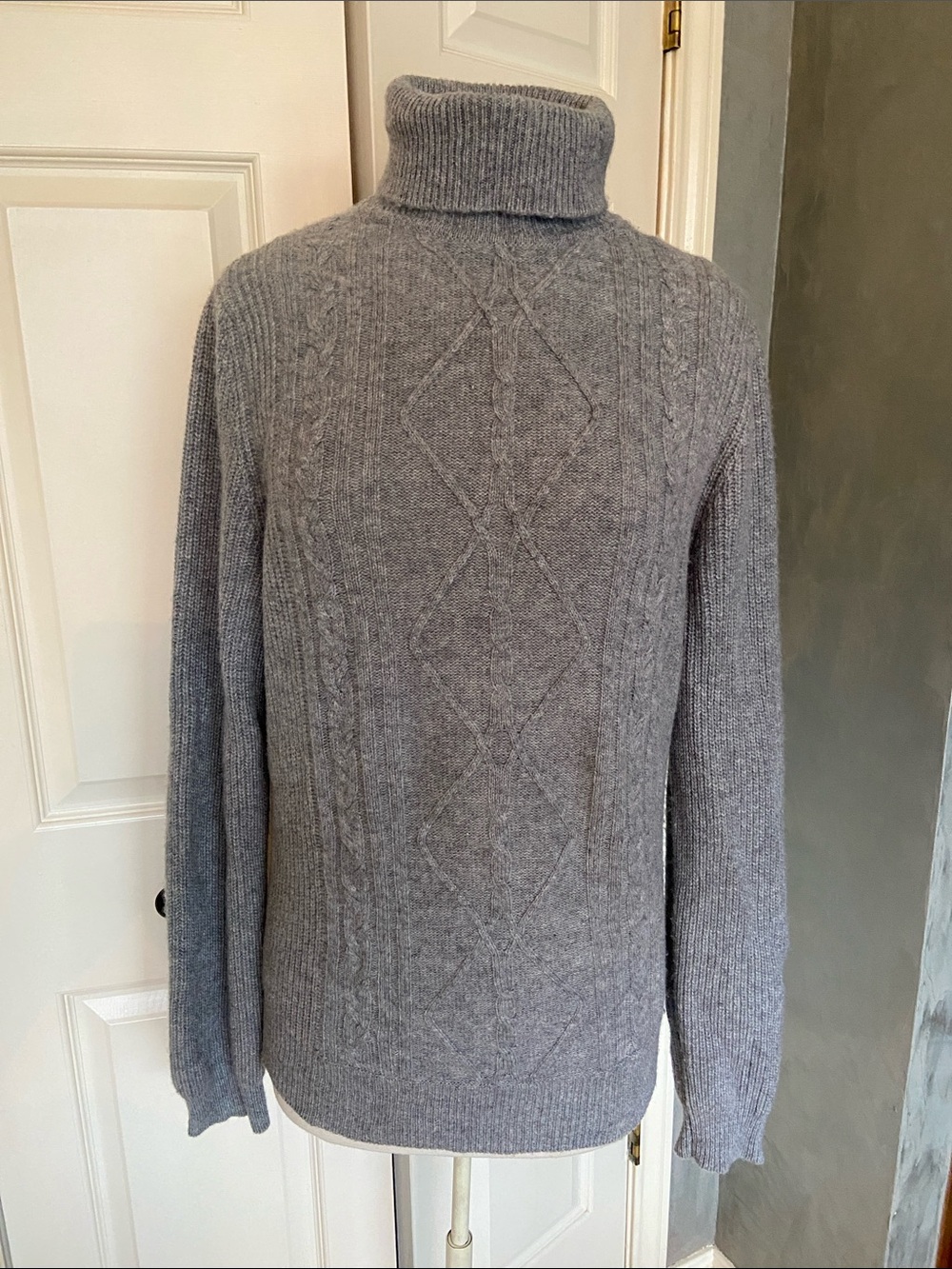K & J Cashmere blend Sweater